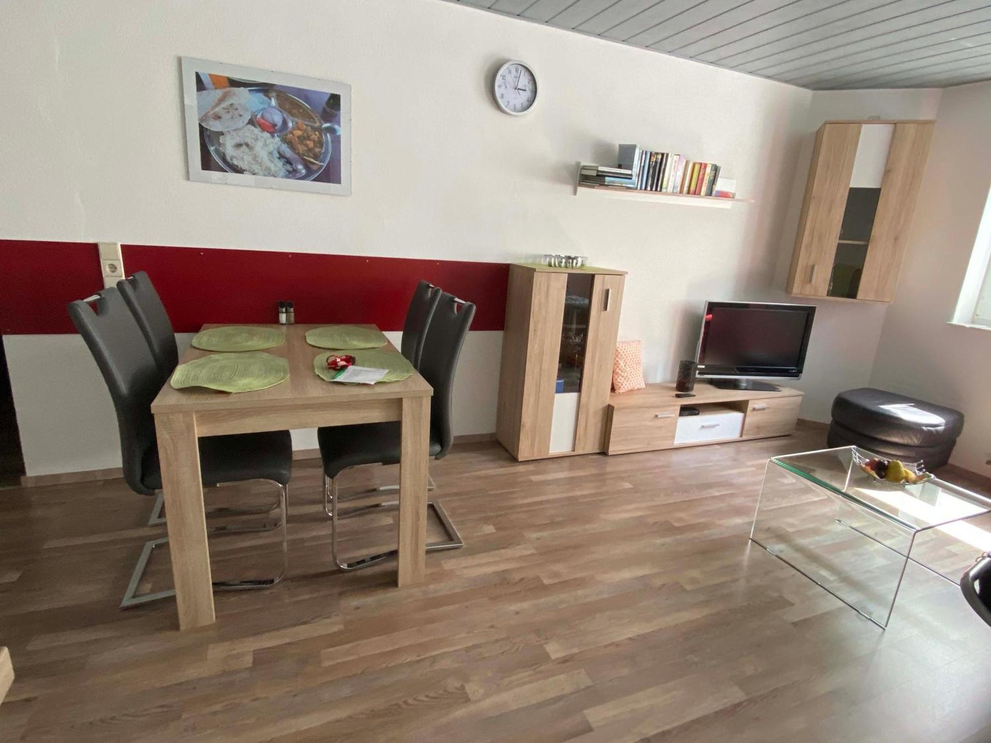 Ferienwohnung Alte B3 Рингсхайм Екстериор снимка
