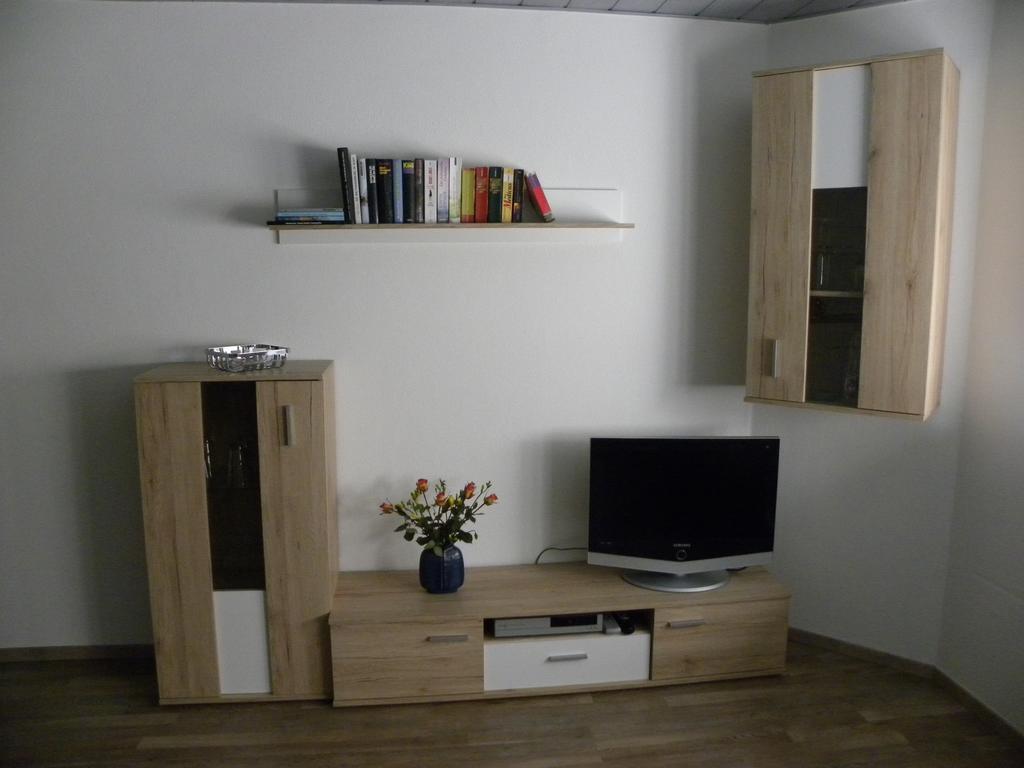 Ferienwohnung Alte B3 Рингсхайм Екстериор снимка