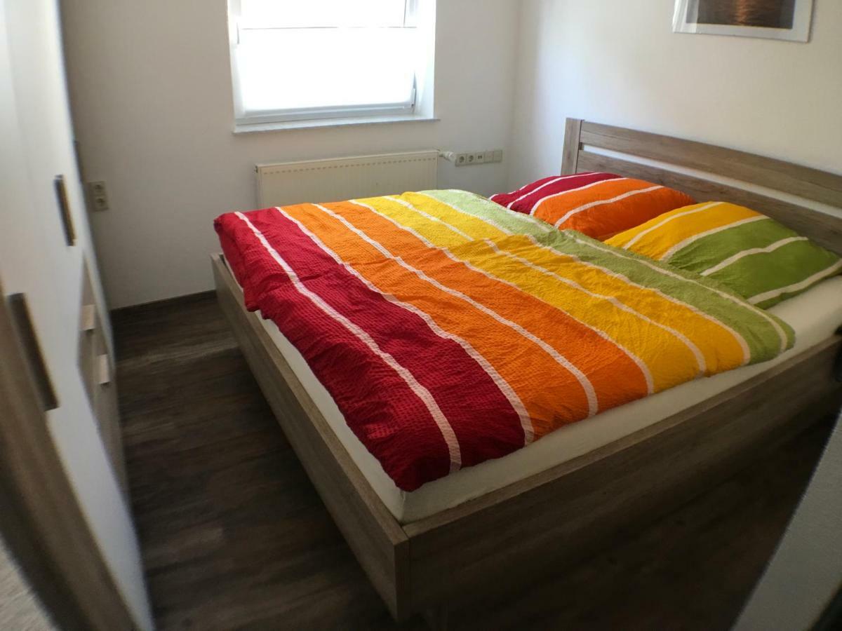 Ferienwohnung Alte B3 Рингсхайм Екстериор снимка